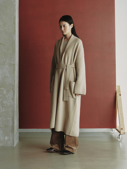 LONG BELT KNIT COAT_PALE BEIGE