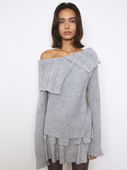 CHUNKY CABLE OFF-SHOULDER SWEATER, GREY