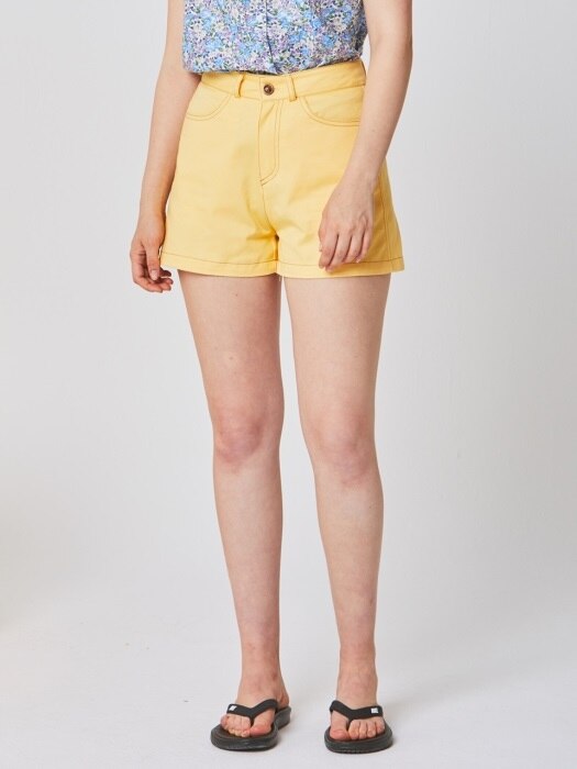 YELLOW STITCH COTTON SHORT PANTS