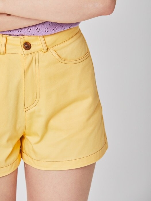 YELLOW STITCH COTTON SHORT PANTS