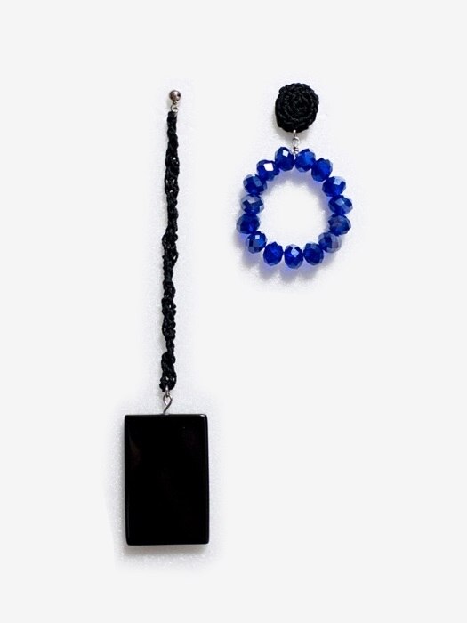 Black and Blue knit earring