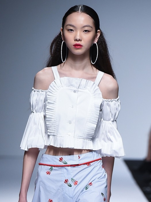 OFF SHOULDER CROP BLOUSE_WHITE