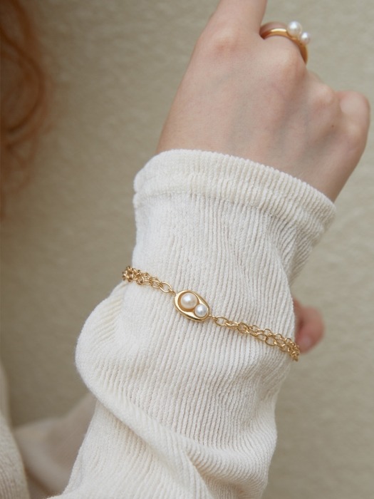1st.love-2 bracelet