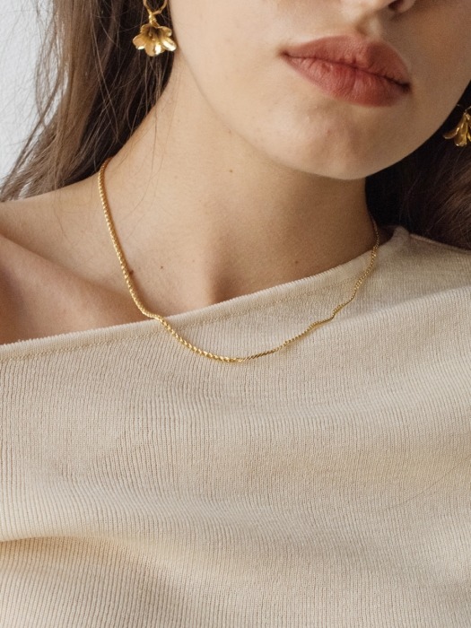 Half Chain Necklace