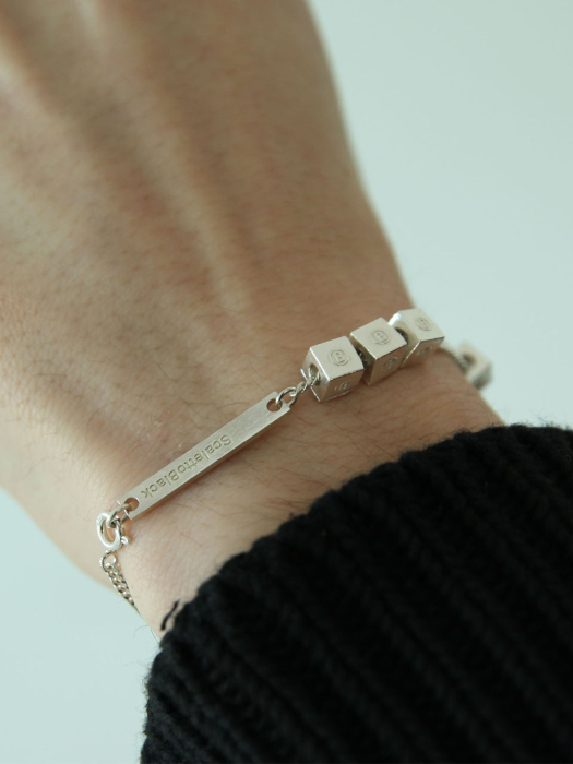 SCB019 Silver cube bracelet