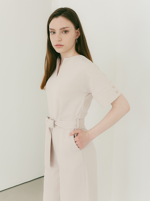 Wide Silhouette Jump-suit [Ivory]