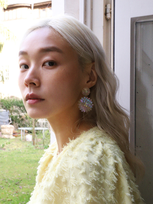 [THE GOBO x Root57] DAISYS DROP EARRING_003CB_E01