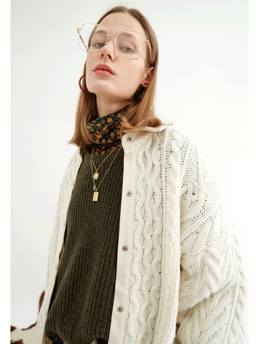  Lambs-wool knit jaket