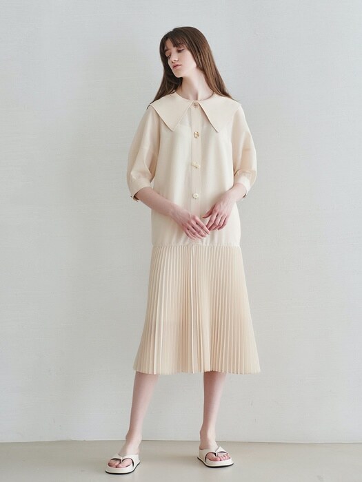 CAPE COLLOR PLEATED DRESS_CREAM BEIGE