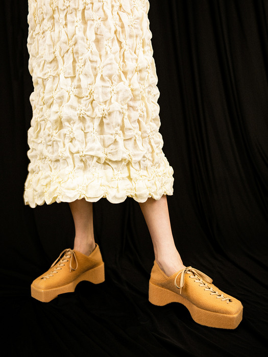 Squared toe lace up platforms | Warm beige