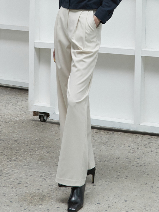 amr1315 buckle slacks (ivory)