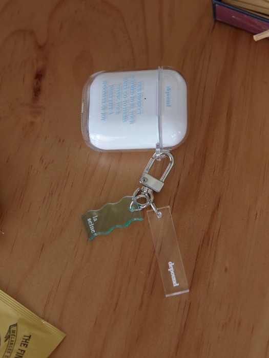 clear airpods case