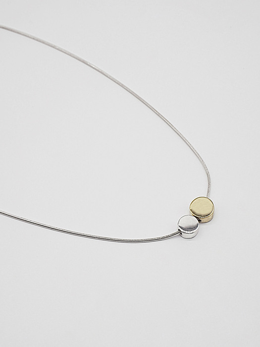 Two round necklace