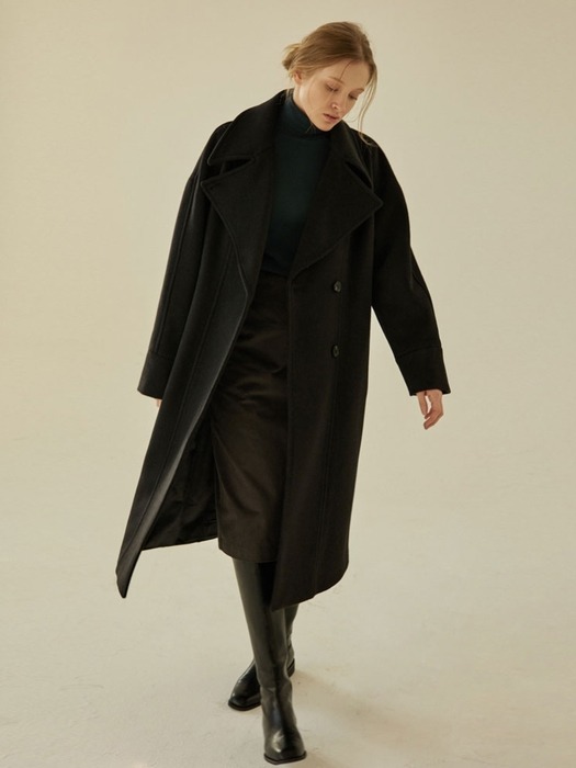 Cashmere Silhouette Coat - Black