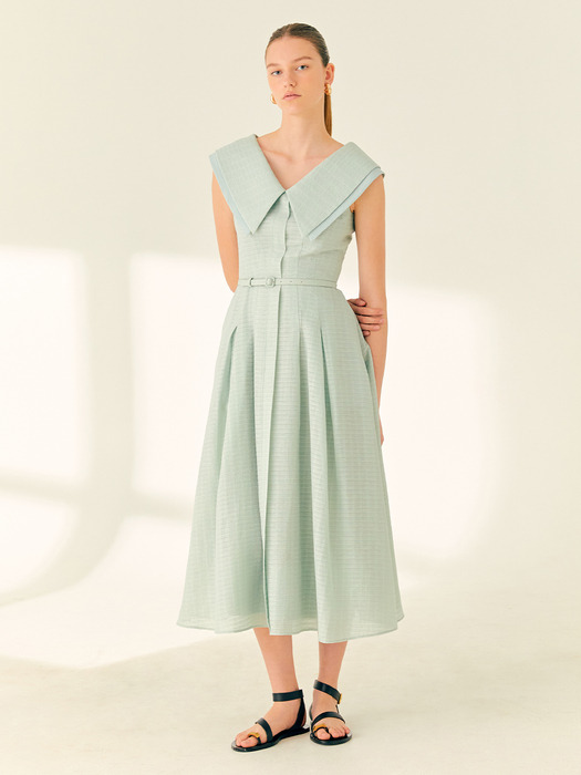 ASHLEY Wide collar flared dress (Pale mint)