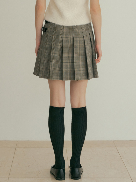 V. check pleats skirt (brown)