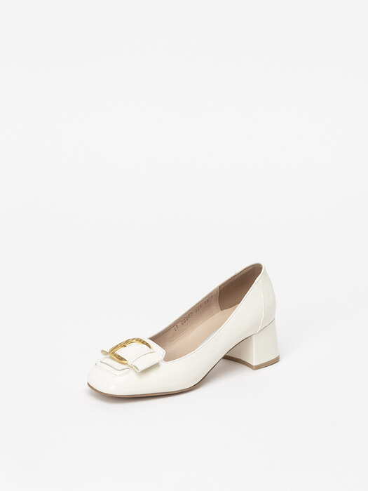 Doberge Buckled Pumps in Milky White Patent