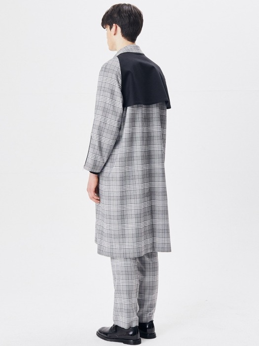 BLACK TAILORED CHECK BALMAKHAN FLAB TRENCH COAT
