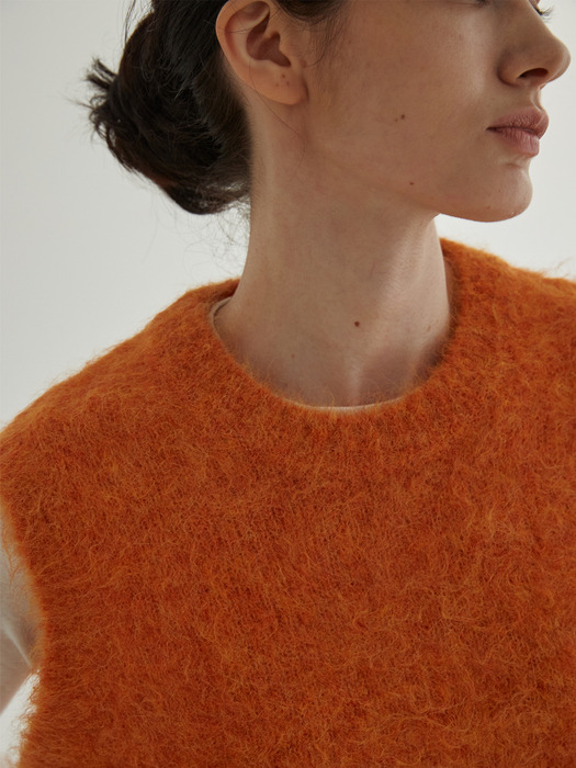 Hairy Alpaca vest (Orange)