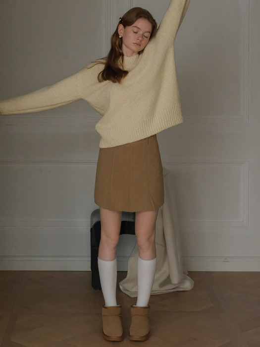 Cest_Suede pleated skirt_BEIGE