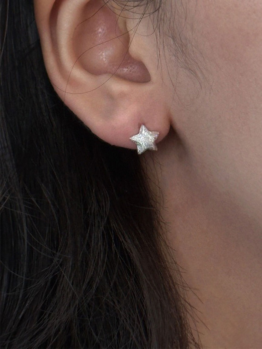 Sanding star earring