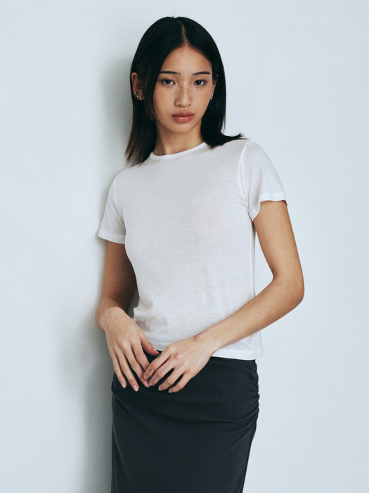 Plain Round Slim Fit T-Shirt (Ivory)