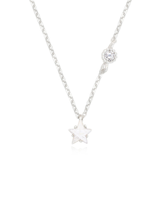 starring cubic necklace