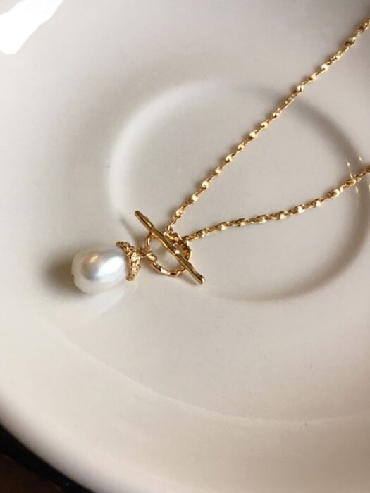 pearl bud special necklace