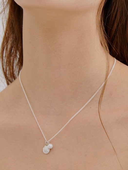 [Silver] Pearl & Shell Necklace