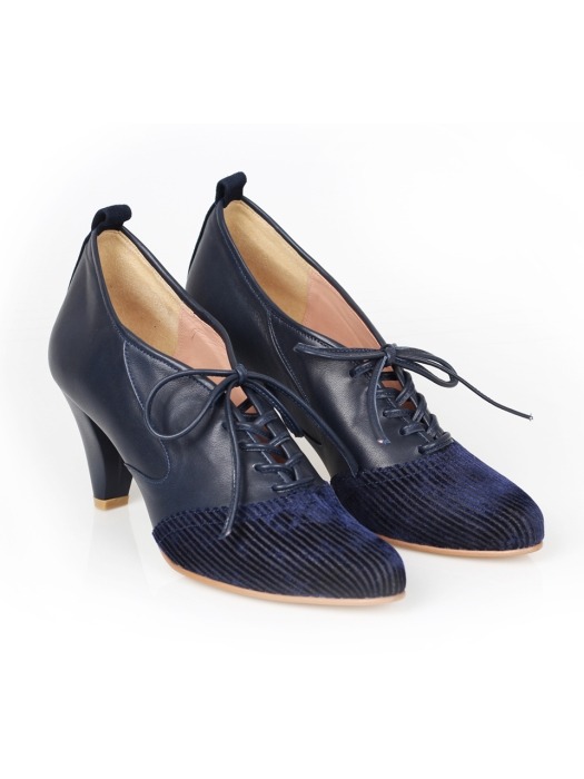 [Season_04. ARMOUR] EVA Oxford Pumps Navy