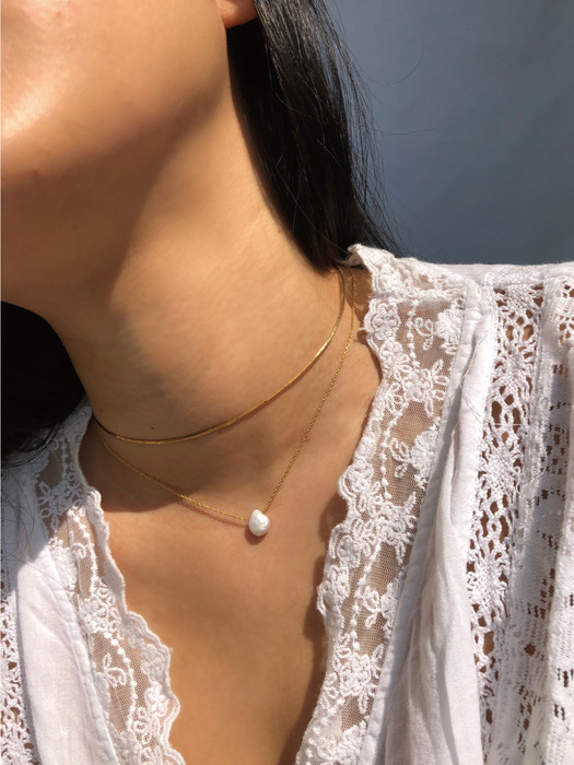 Mini Blossom Pearl Necklace