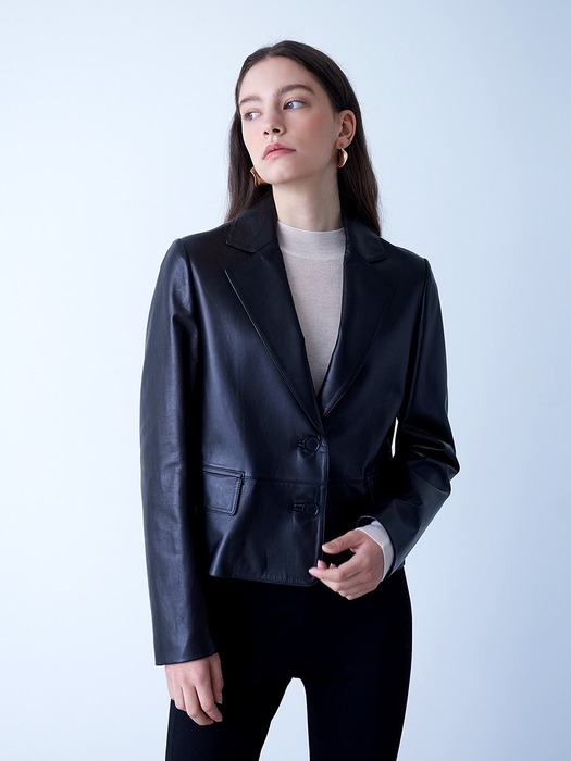 LAMBSKIN TWO-BUTTON CROP JACKET BLACK