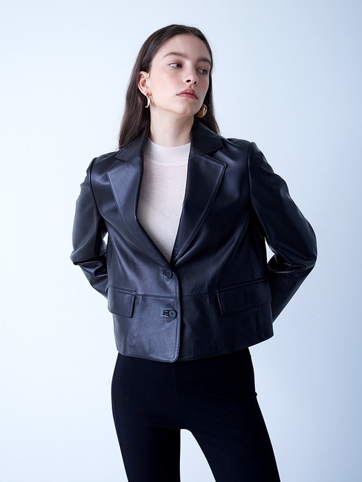 LAMBSKIN TWO-BUTTON CROP JACKET BLACK