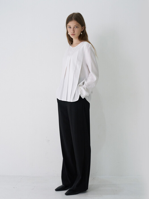 21 Spring_ Black Straight Trousers 