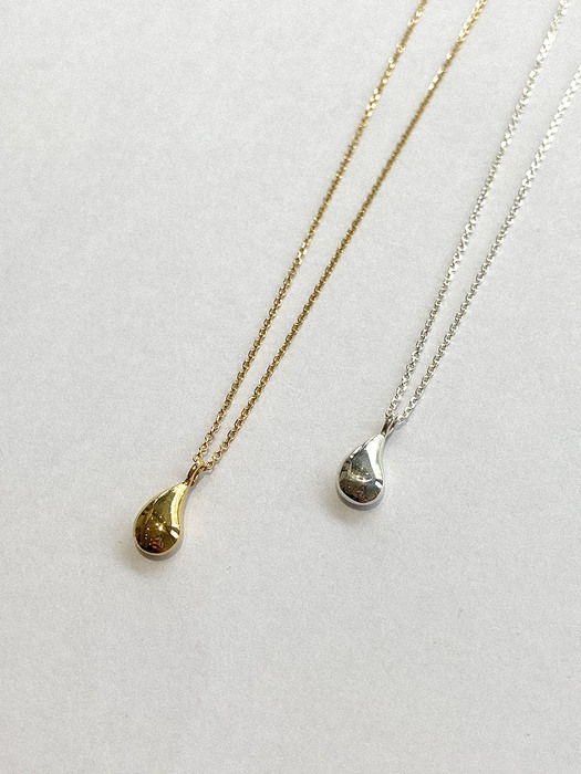 Tiny Waterdrop Necklace