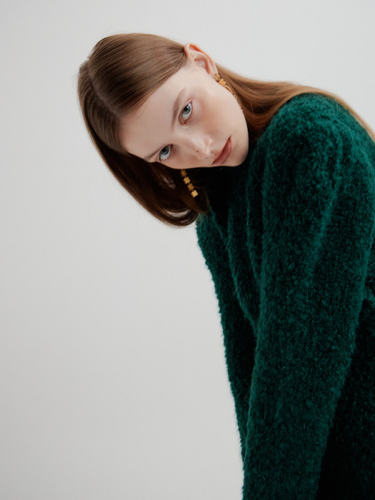 THYME Asymmetric Knit Pullover - Green