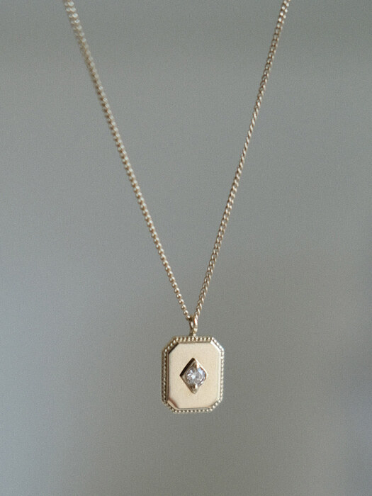 14k Classic Frame Necklace