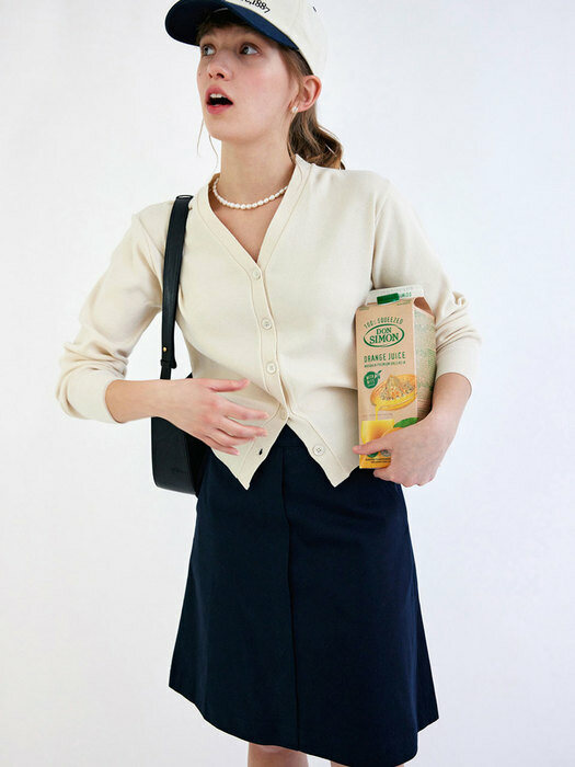 Semi Crop Button Cardigan_IV