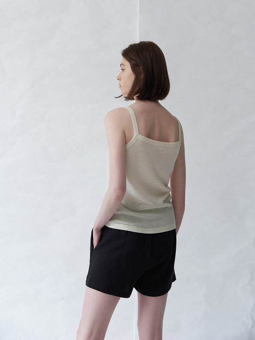 Base sleeveless (cream)