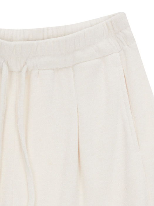 TERRY SHORT PANTS IN IVORY