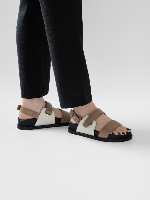 Lou Sandals / Beige