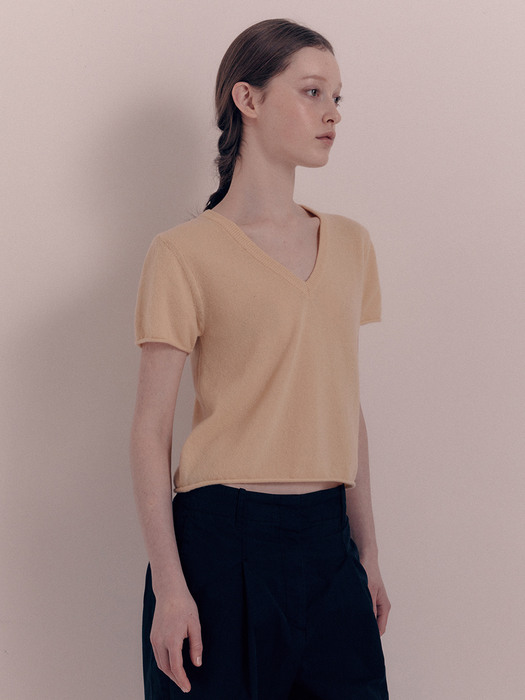 Sui v-neck knit t-shirt (Yellow)