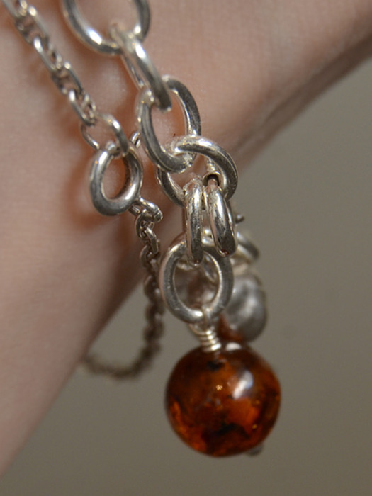 bold chain b. rose amber