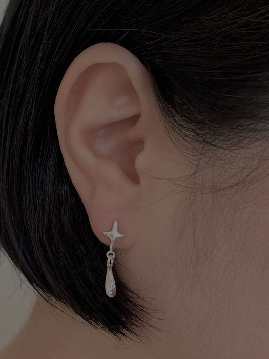 shimmering drop silver earring (쉬머링 드롭 실버귀걸이)