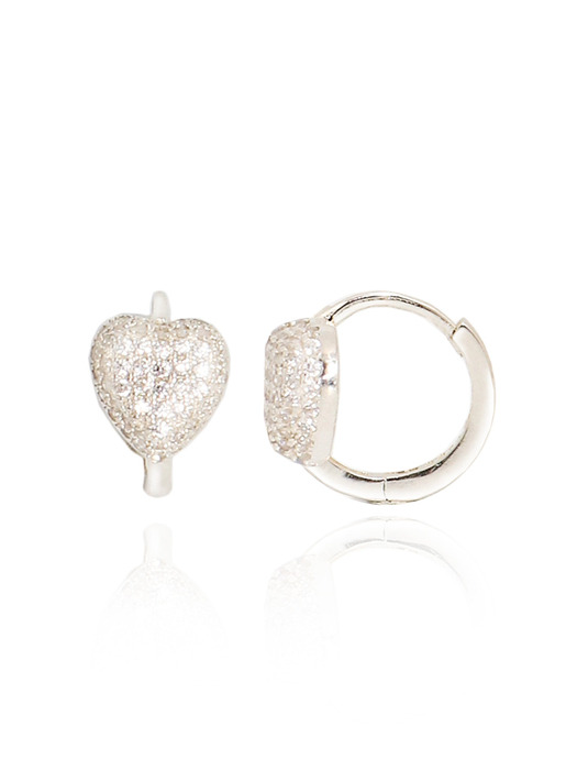 Luxurious Heart Silver Earring Ie372 [Silver]