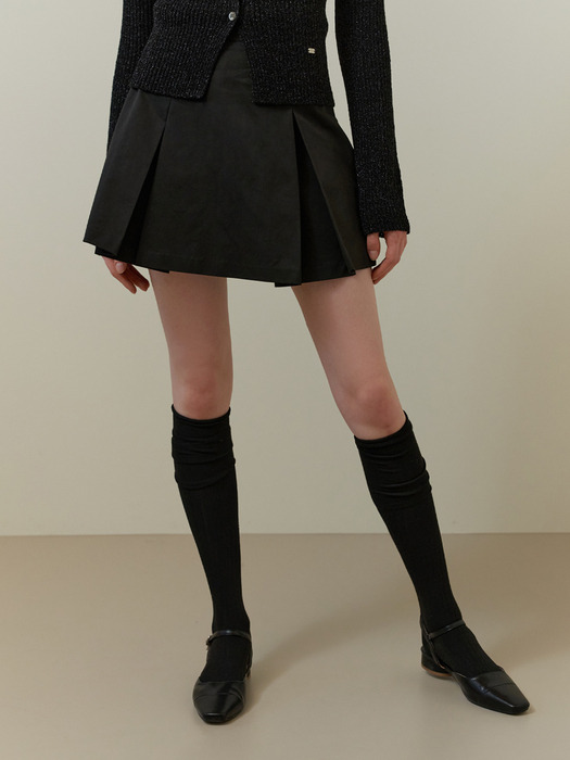 Petite mini skirt (black)