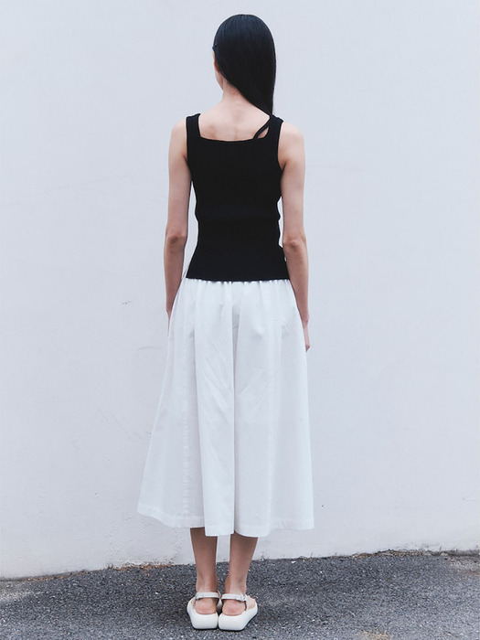 Flare Long Skirt  White (KE4327M011)