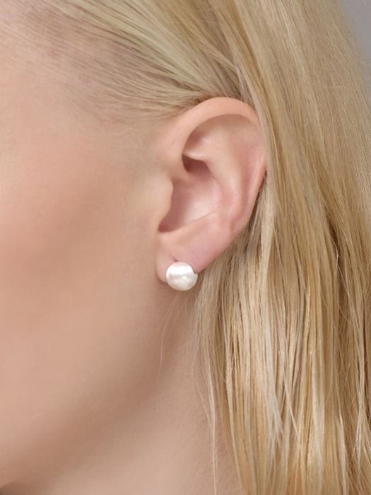 pearl dream earring