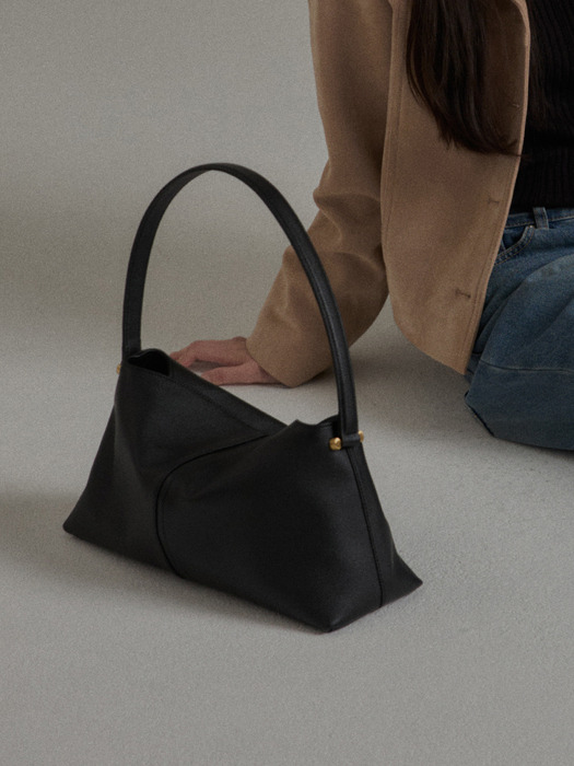 NUUS SHOULDER BAG (2colors)