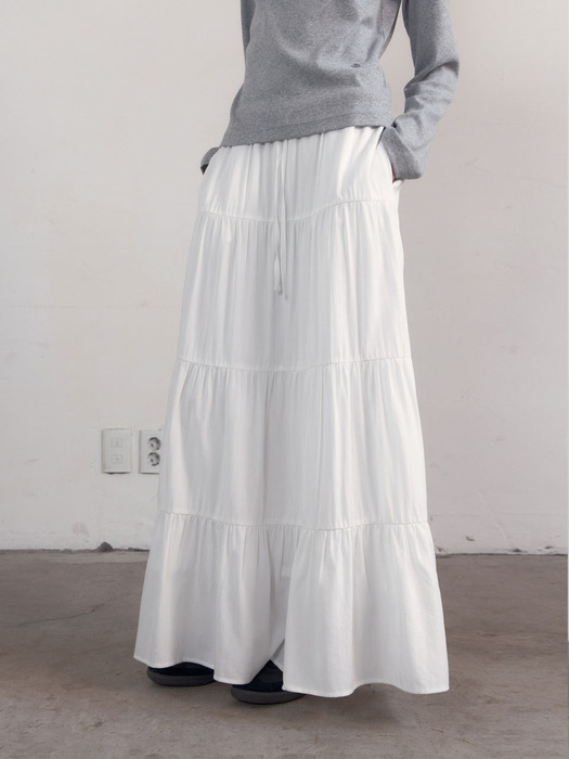 Shirring Tiered Banding Skirts (White)